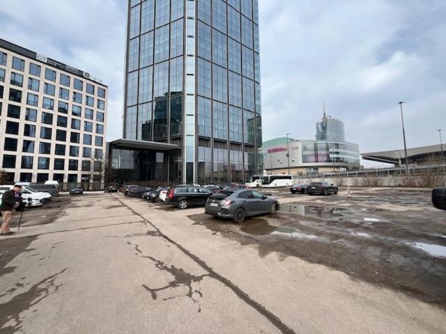 City Center Chmielna 100 ワルシャワ エクステリア 写真